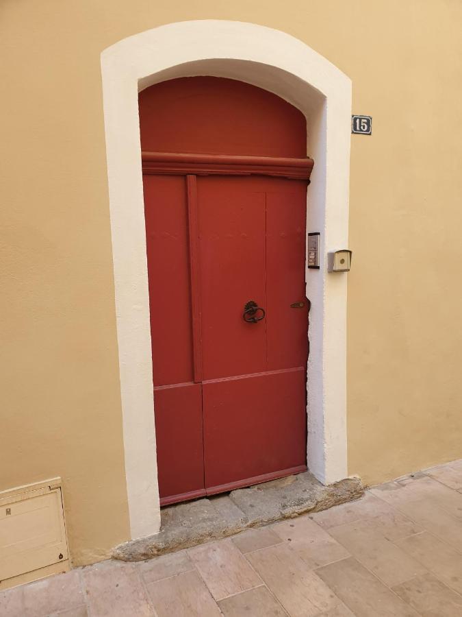Les Estrelles Apartment Saint-Remy-de-Provence Exterior photo